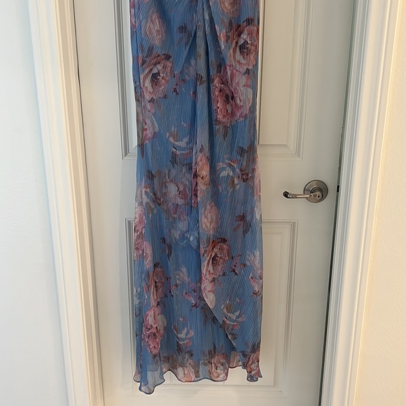 Adrianna Papell formal gown - Picture 3 of 7